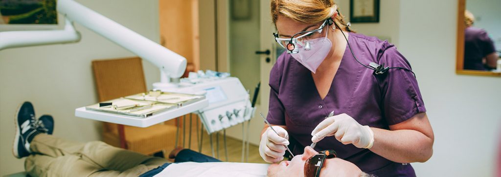 Parodontitisbehandlung Sankt Ingbert | Parodontologie